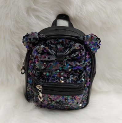 MOCHILA CON LENTEJUELA